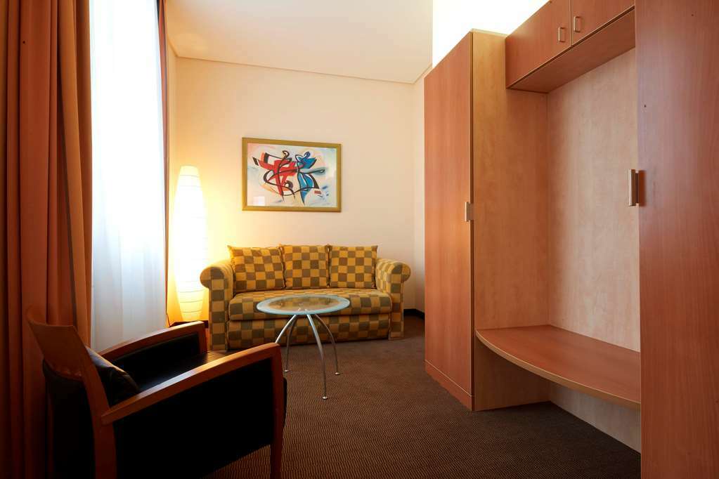 Intercityhotel Hamburg Hauptbahnhof Room photo